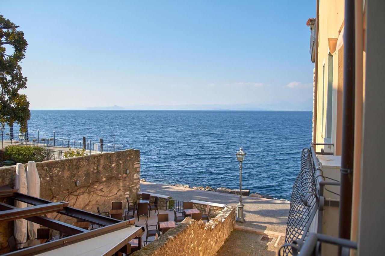 Apartmentsgarda - Residenza Dei Navigatori Torri Del Benaco Exteriér fotografie
